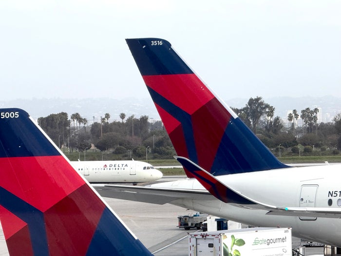 Delta Adds 2 New Seasonal Routes, Resumes 5 More to Mexico and the Caribbean