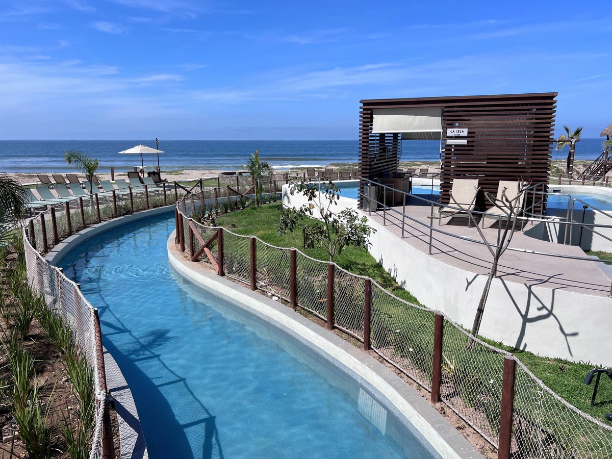 Dreams Mazatlan lazy river