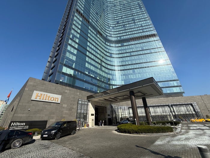 Hilton Amex Cardholders: Earn up to 120K Bonus Points From Spending [Targeted]
