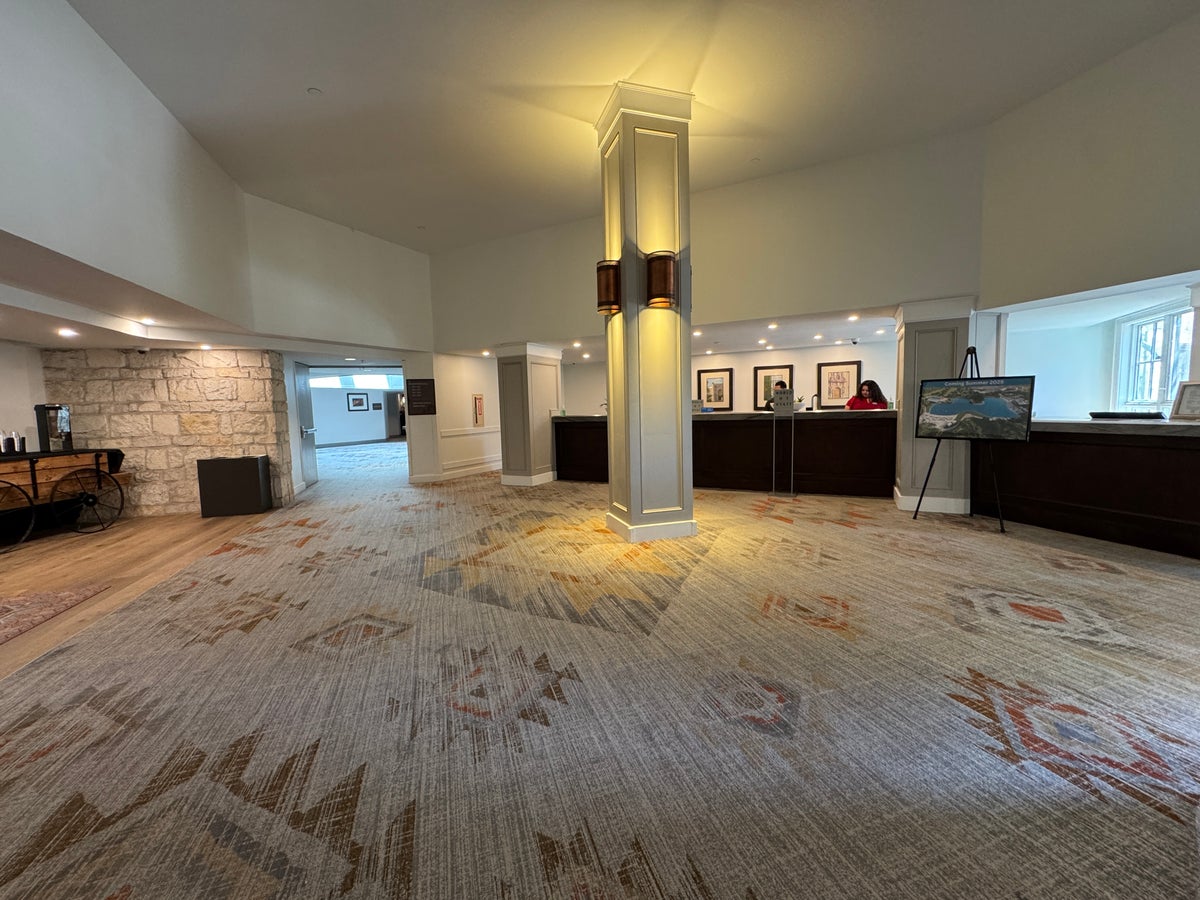 Hyatt Regency Hill Country Check in Desk