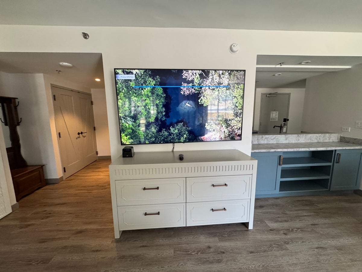 Hyatt Regency Hill Country Parlor TV and Dresser