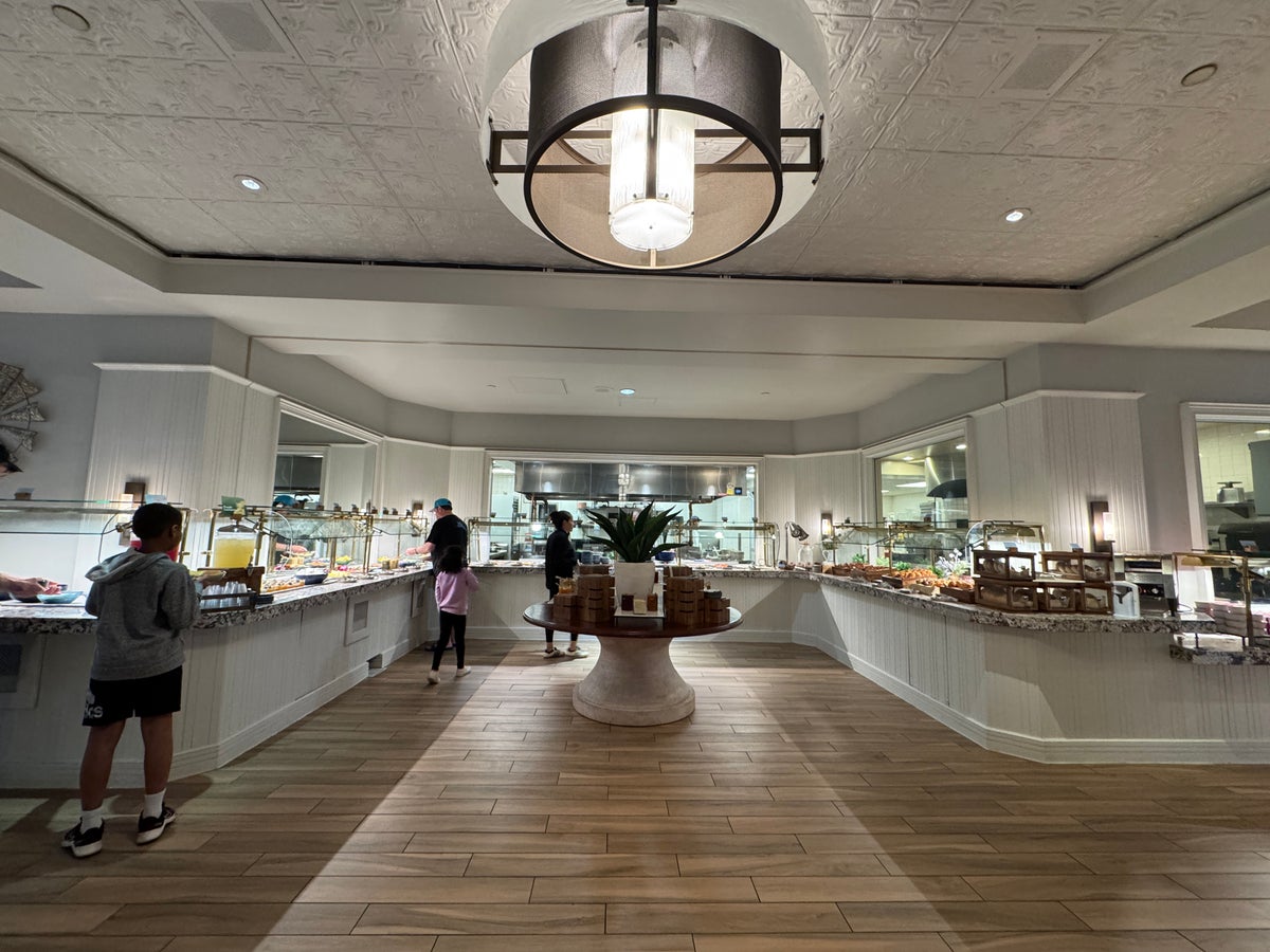 Hyatt Regency Hill Country Springhouse Cafe Buffet