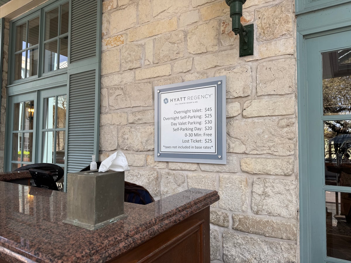 Hyatt Regency Hill Country Valet Parking Sign