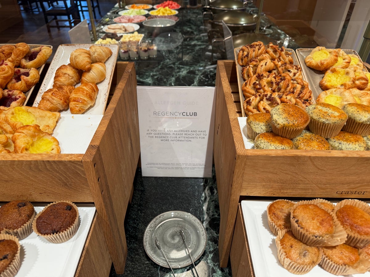 Hyatt Regency Irvine Regency Club lounge breakfast pastries