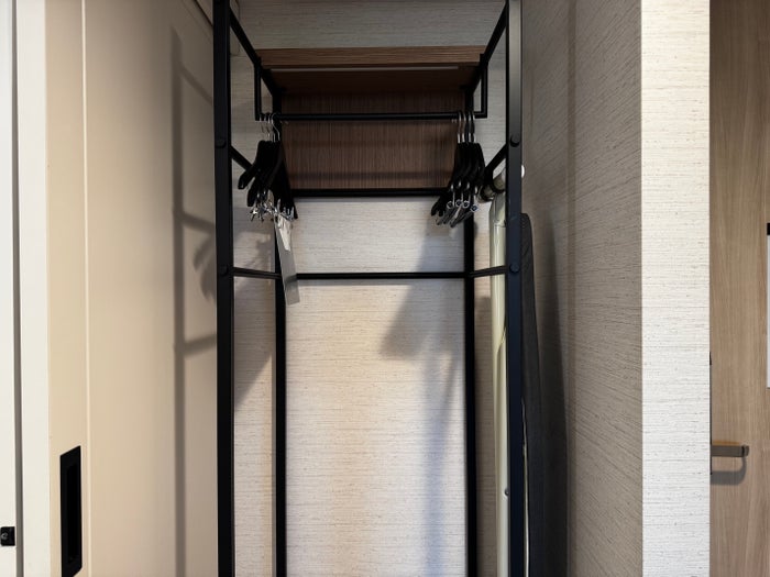 Hyatt Regency Irvine bedroom closet