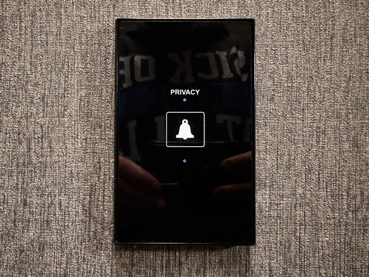 Hyatt Regency Irvine doorbell
