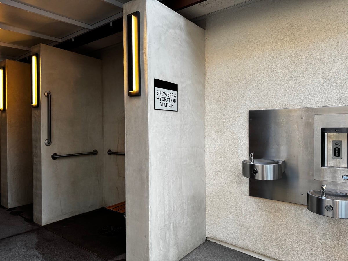 Hyatt Regency Irvine pool showers