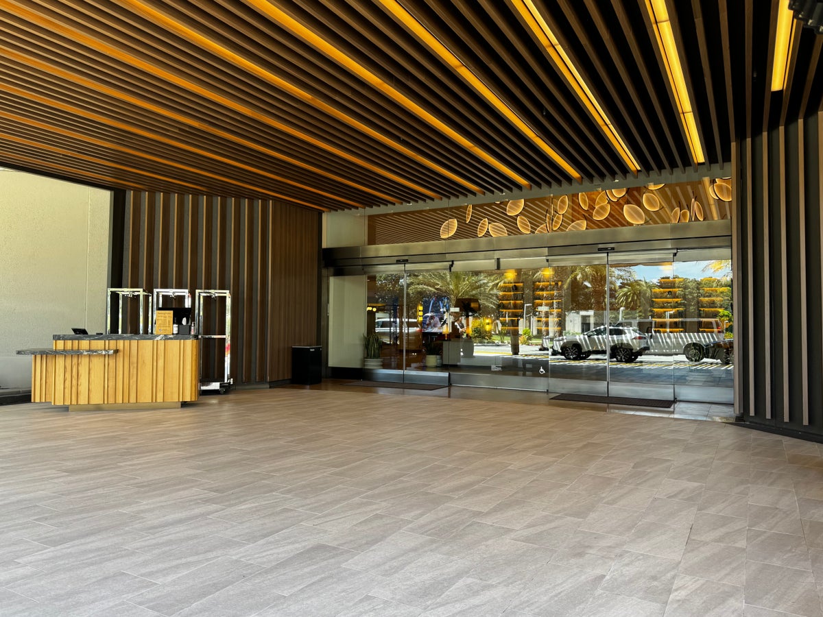 Hyatt Regency Irvine valet stand