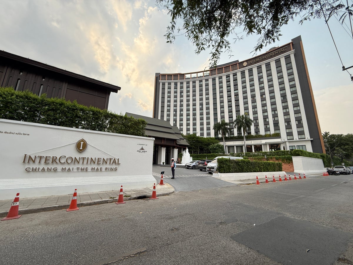 19 IHG Hotels & Resorts Brands: Suites, Luxury & More [In-Depth Guide]