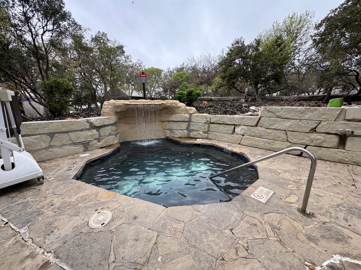 Jacuzzi Activity Pool Hyatt Regency Hill Country