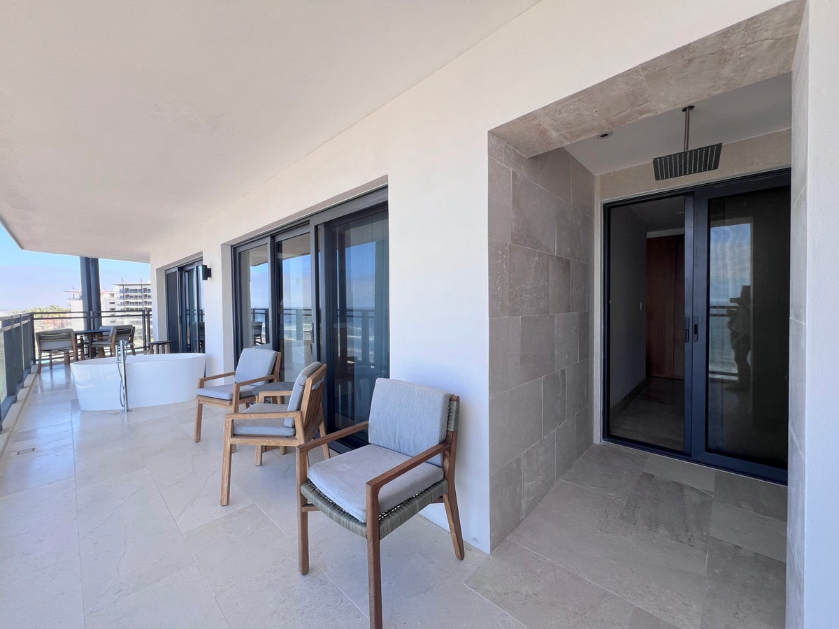 Junior Master Suite balcony 