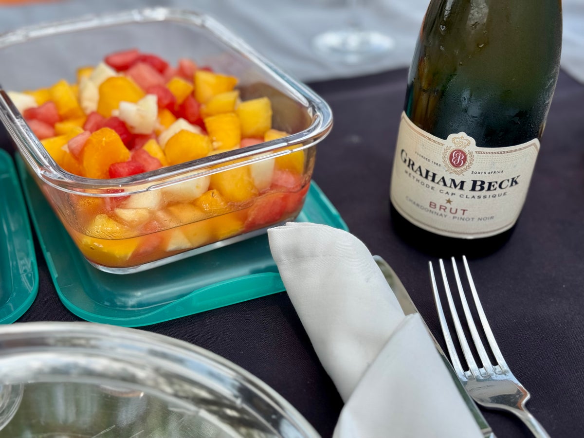 Ngorongoro Crater safari lunch bubbles