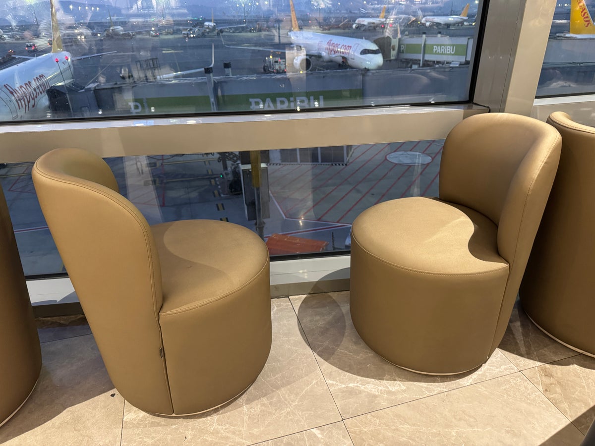 Plaza Premium Bosphorus Lounge SAW small window seats