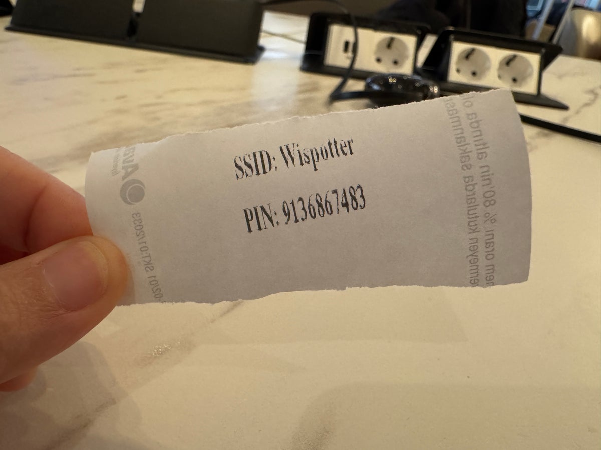 Plaza Premium Bosphorus Lounge SAW wifi code