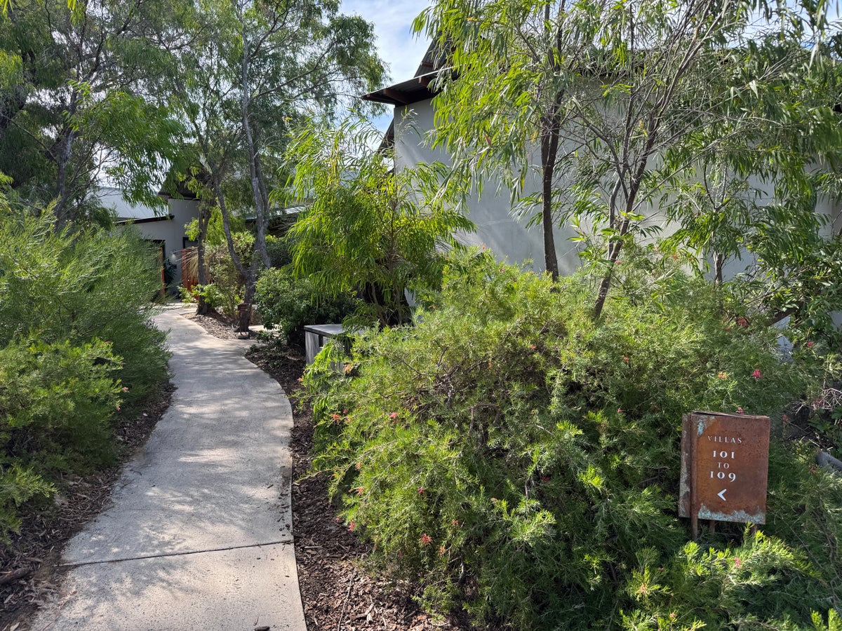 Pullman Bunker Bay Resort path to villas