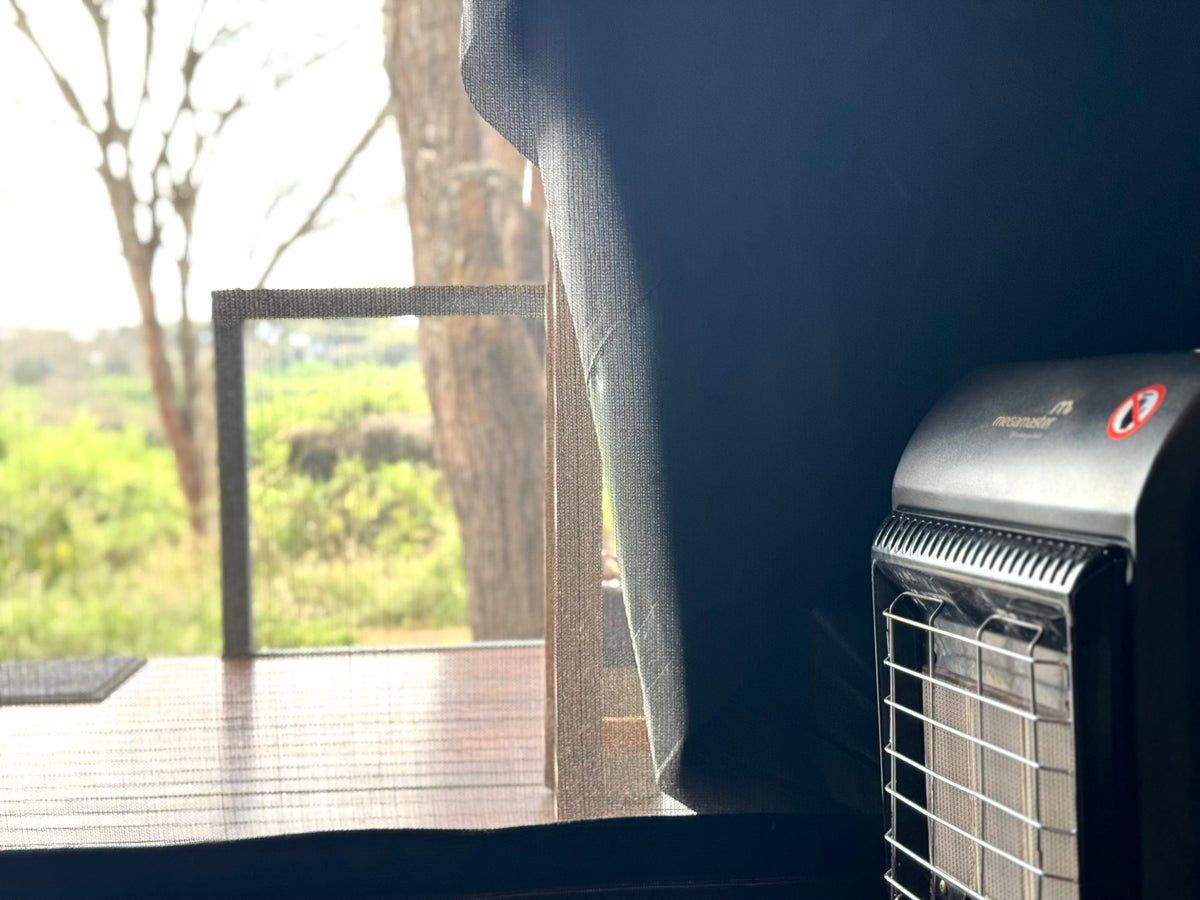 Sancturary Ngorongoro Camp tent heating