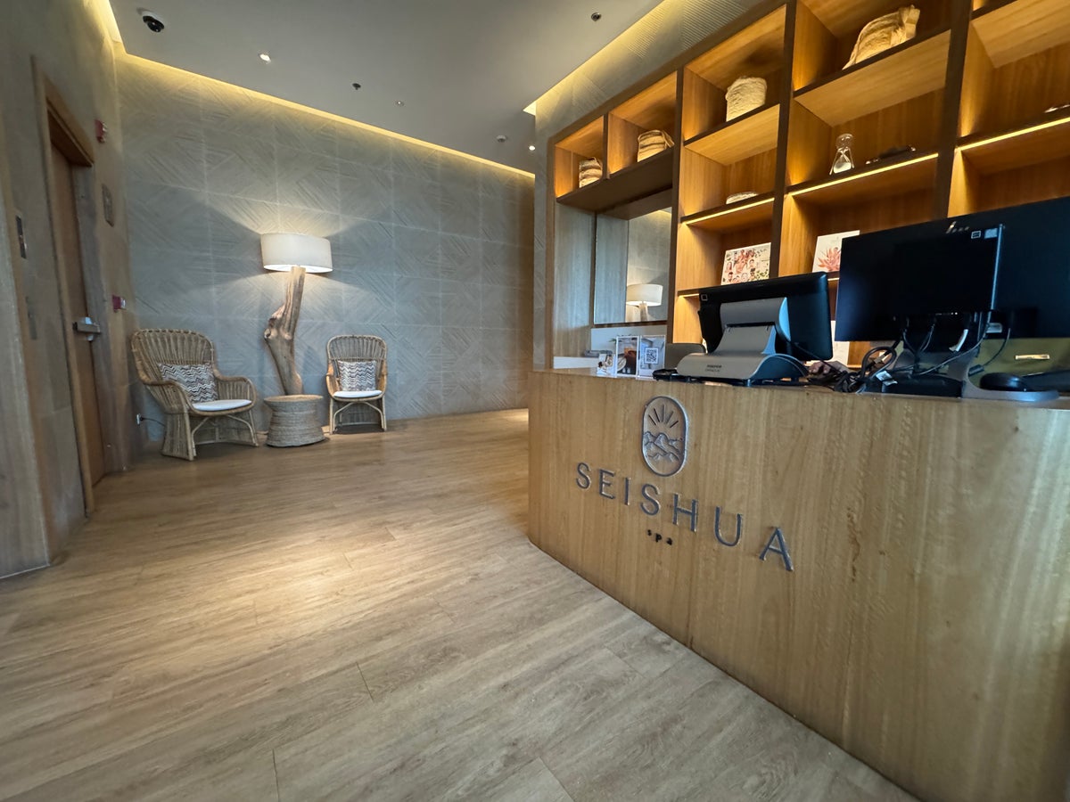 Santa Marta Marriott Spa Desk
