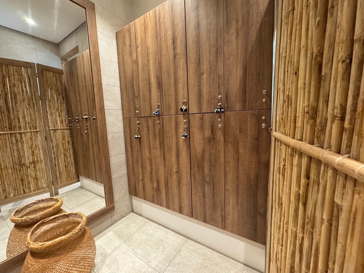 Santa Marta Marriott Spa Men's Lockers