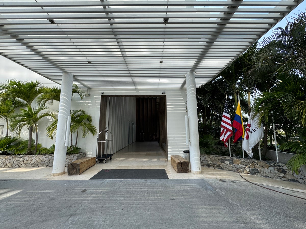 Santa Marta Marriott exterior entrance