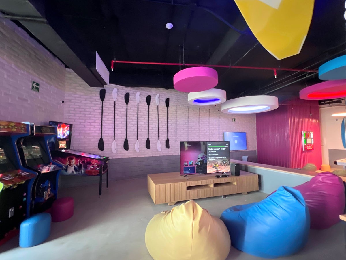 Teen club at Dreams Mazatlan