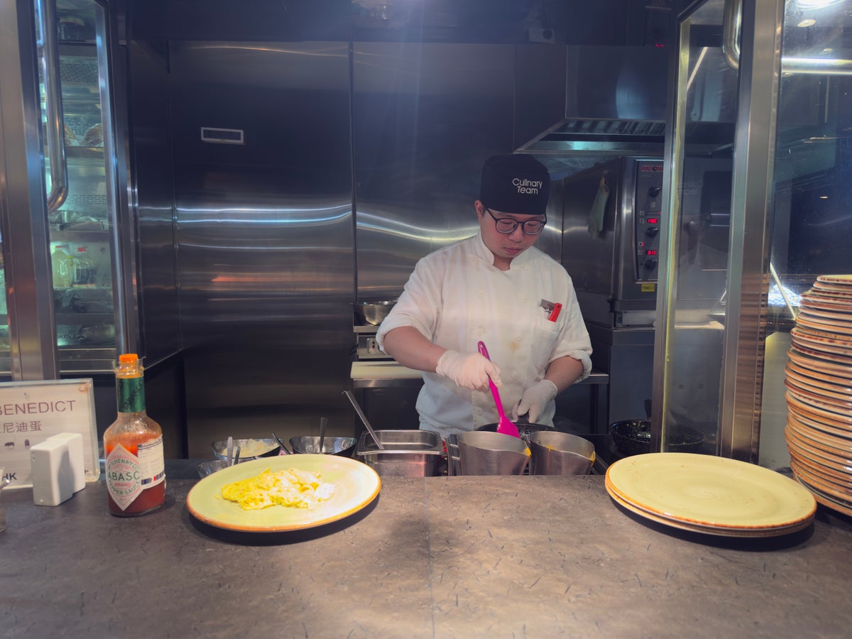 The Mira Hong Kong breakfast egg station