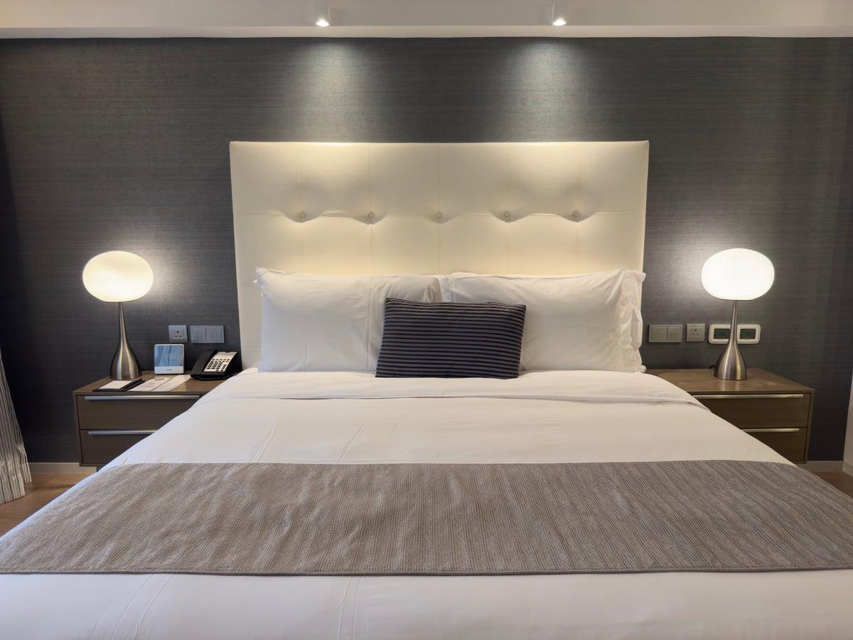 The Mira Hong Kong suite bed top
