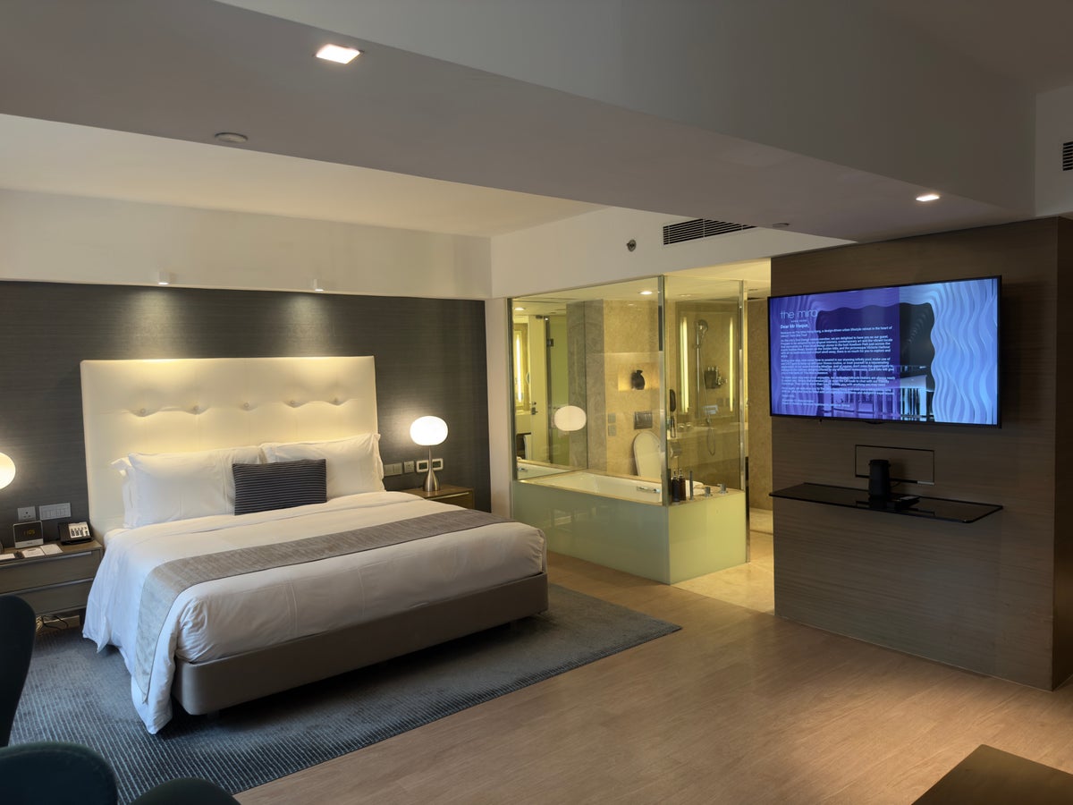 The Mira Hong Kong, a Member of Design Hotels [In-Depth Hotel Review]
