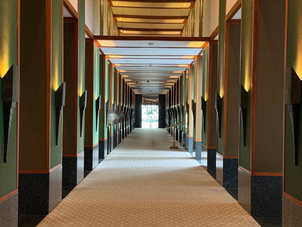 The Sukhothai Bangkok hallway