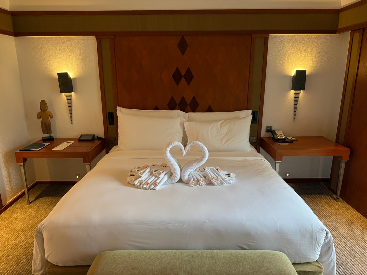 The Sukhothai Bangkok king bed