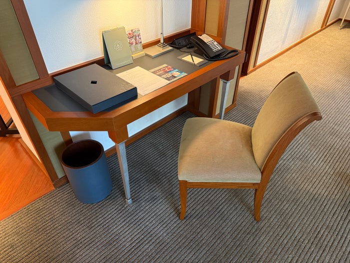 The Sukhothai Bangkok workstation