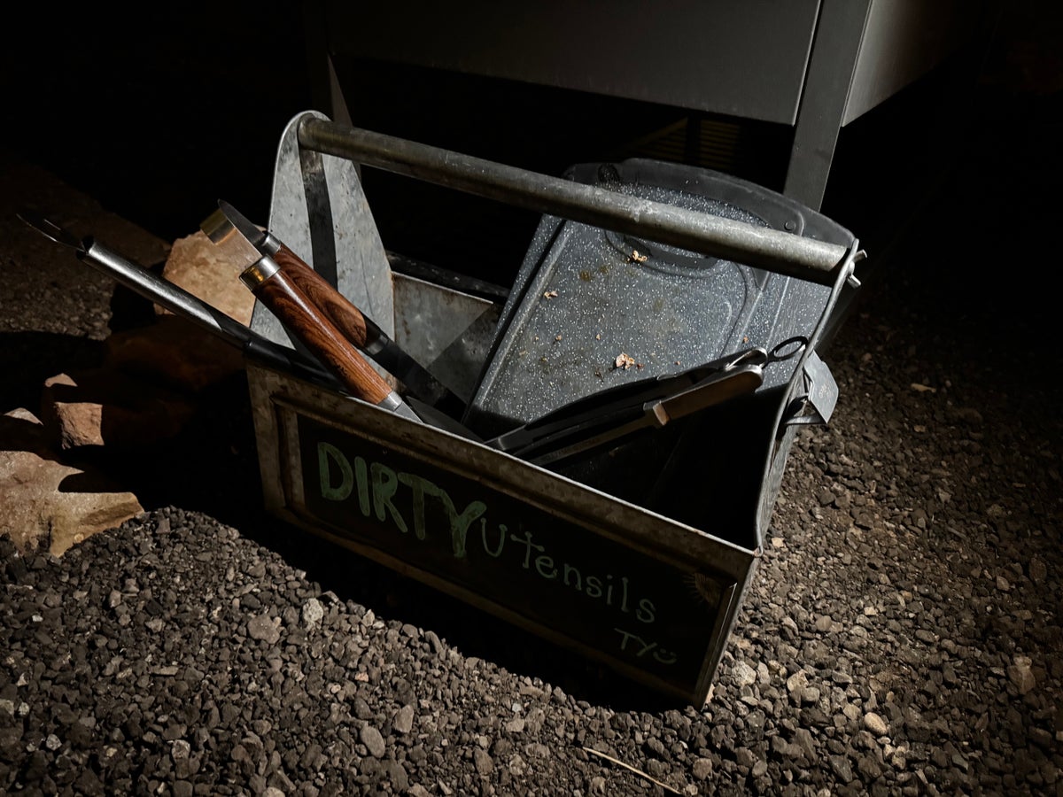 Under Canvas Moab dirty utensils