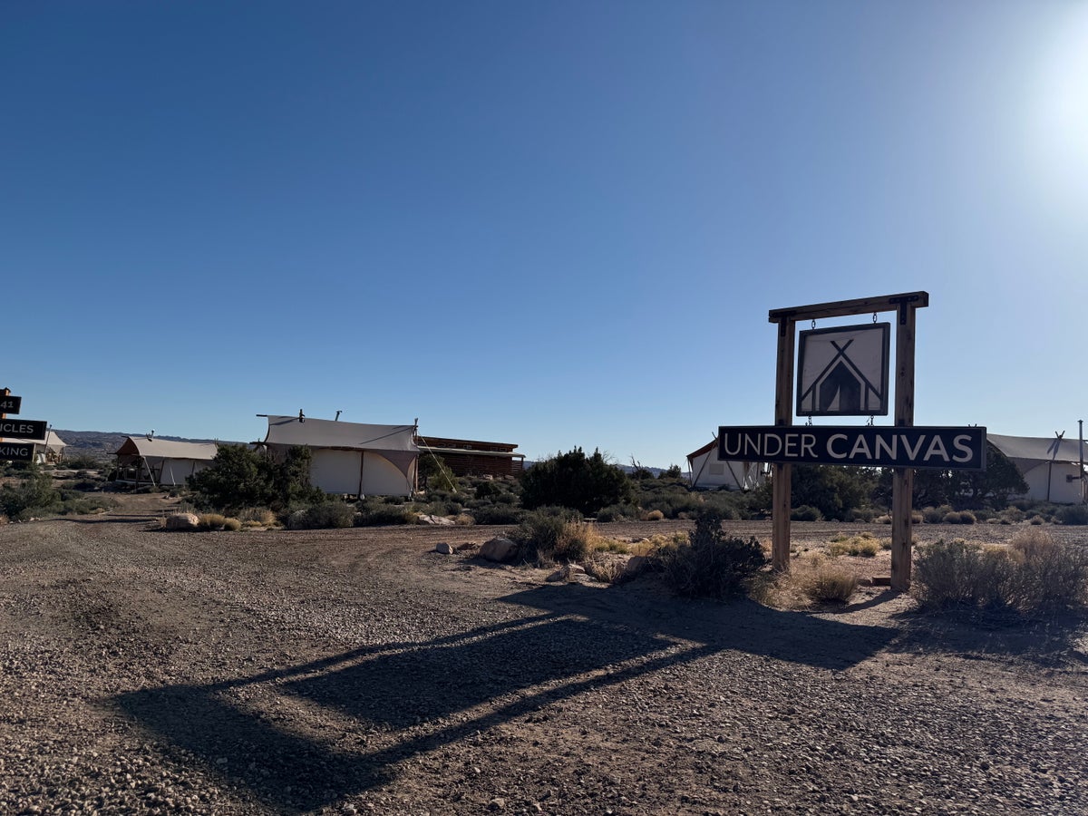 Under Canvas Moab entrance