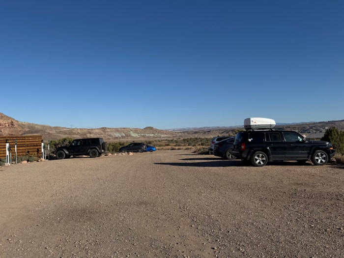 Under Canvas Moab parking