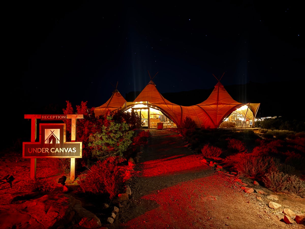 Under Canvas Moab, a World of Hyatt Glamping Experience [In-Depth Hotel Review]