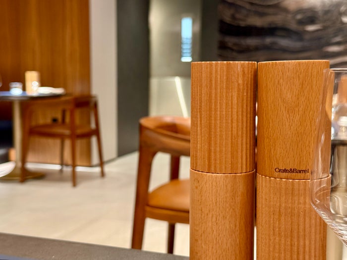 United Polaris Lounge Chicago Dining Room Salt Pepper United Polaris Lounge Chicago Dining Room Salt Pepper