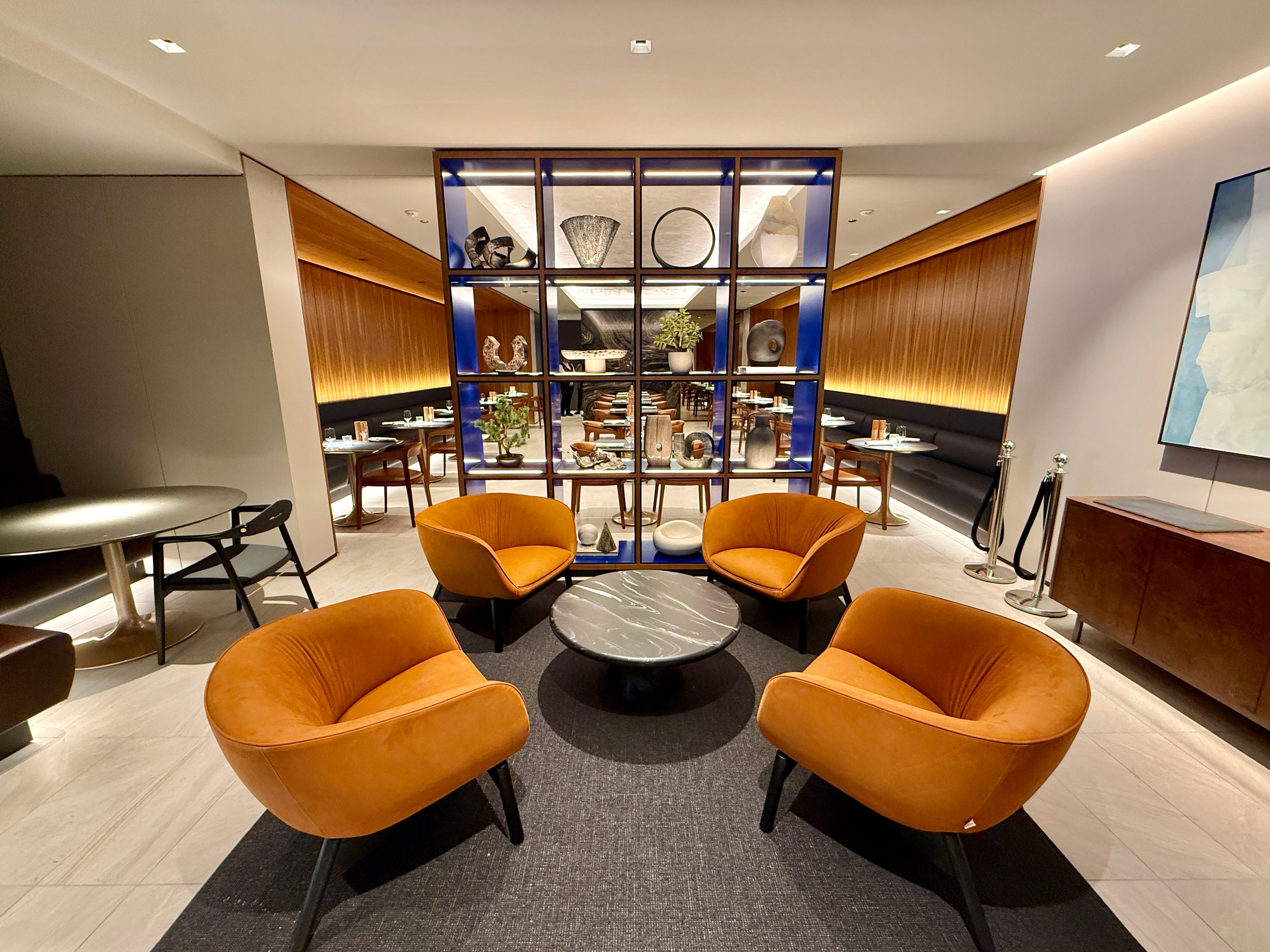United Airlines restricts Polaris Lounge access for Star All