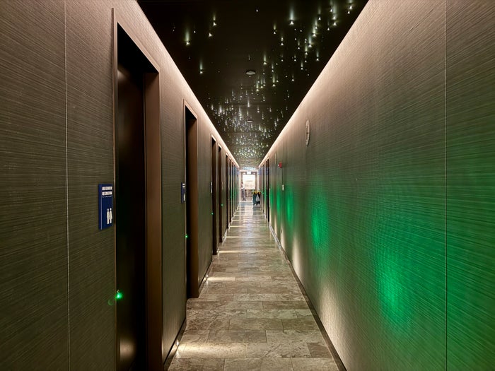United Polaris Lounge Chicago Starry Sky United Polaris Lounge Chicago Starry Sky
