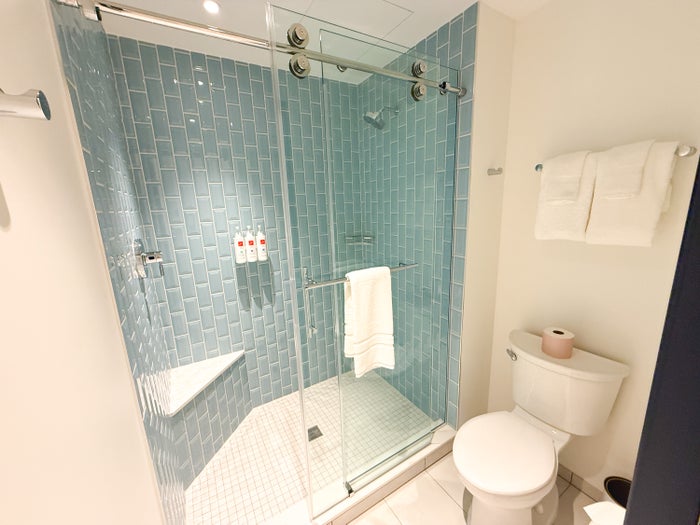 Universal Helios Grand Hotel Loews Hotel Epic Universe room bathroom