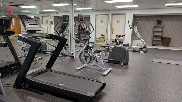 Wyndham Southbury amenities fitness center cardio machines
