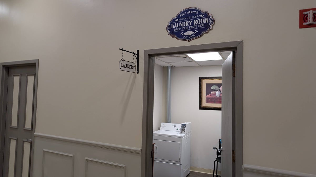Wyndham Southbury amenities laundry room
