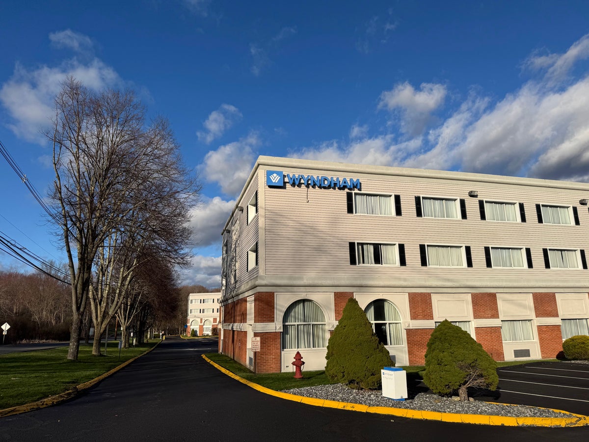 Wyndham Southbury exterior