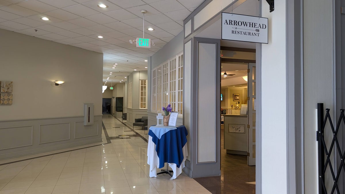 Wyndham Southbury food and beverages Arrowhead Restaurant