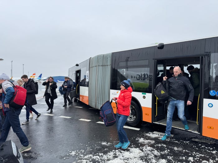 airBaltic TLL bus boarding