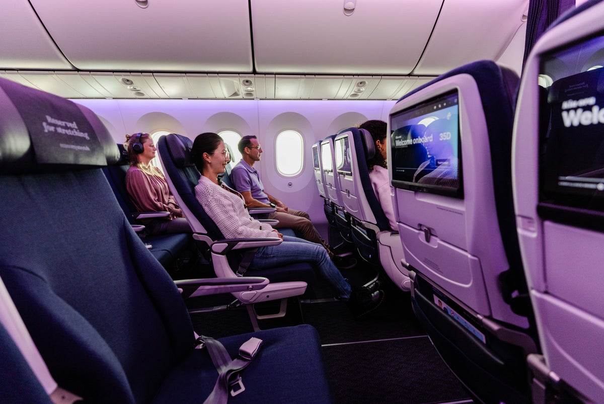 Air New Zealand Economy Stretch