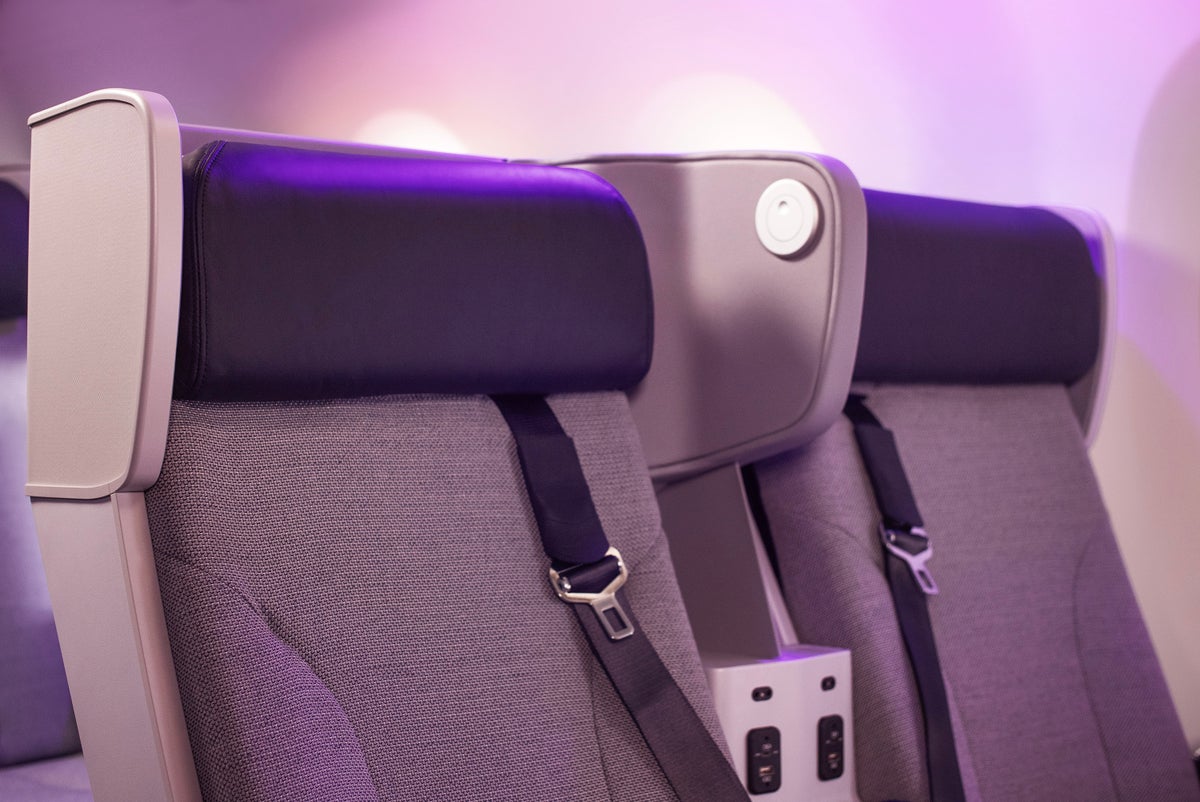 Air New Zealand new premium economy privacy wings