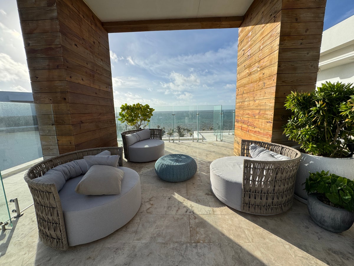 Alaia Belize Rooftop Deck