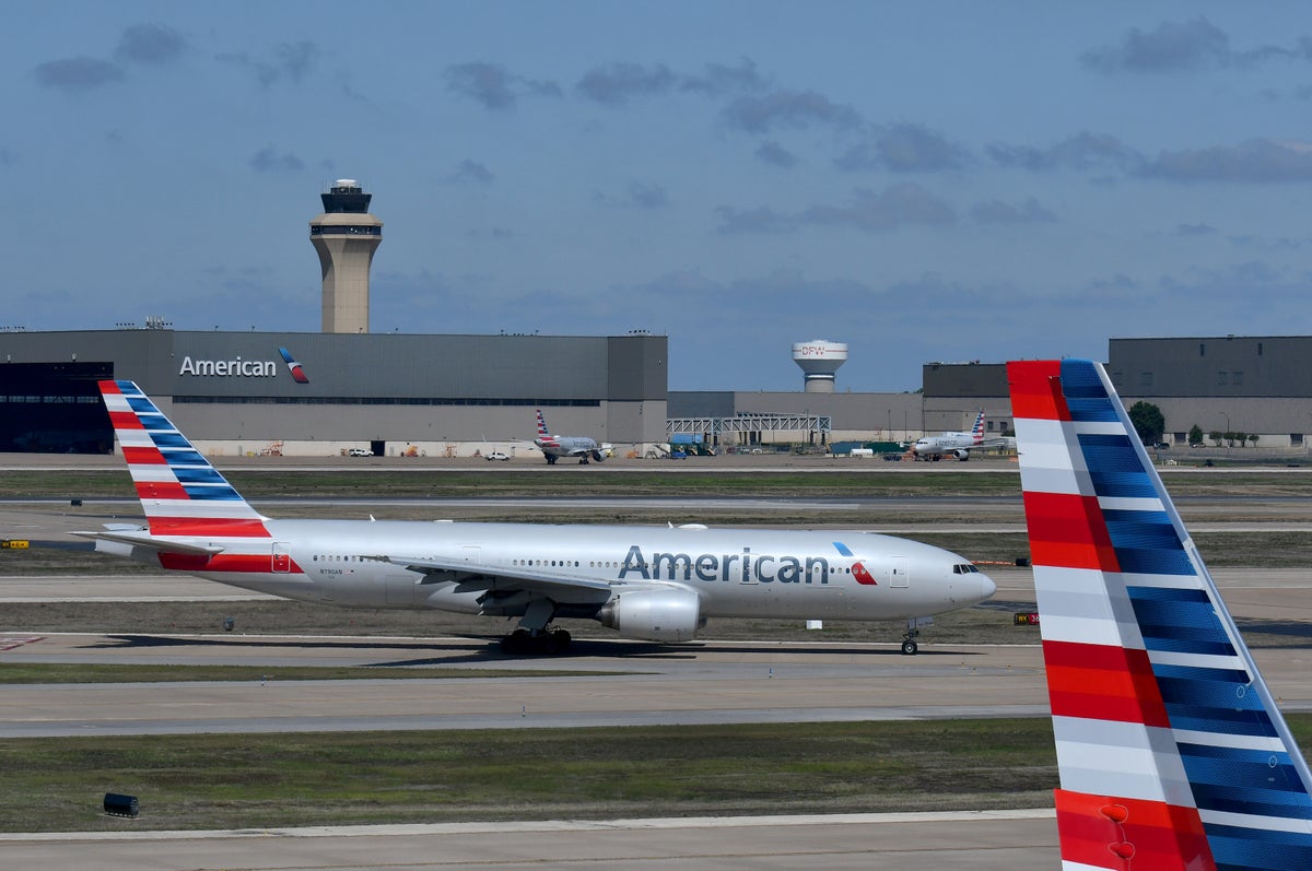 American Airlines 777 200ER DFW