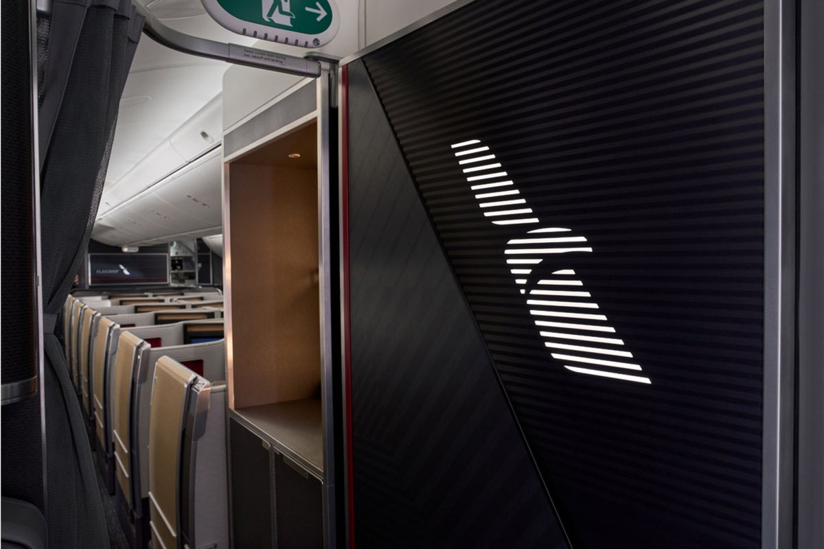 [Award Alert] Book American’s New Business Class Suites to London From 55K Miles