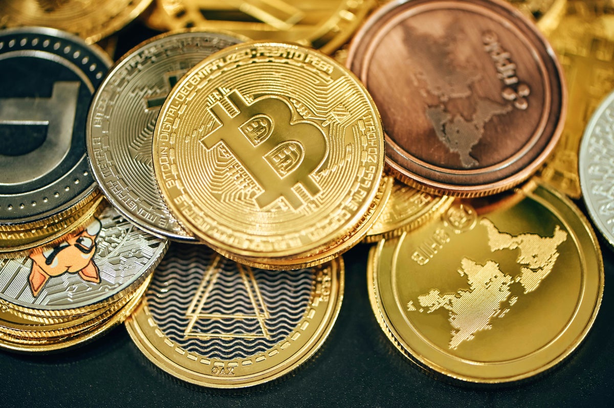 Should You Earn Bitcoin With Your Credit Card? Another Fintech Company Thinks So.