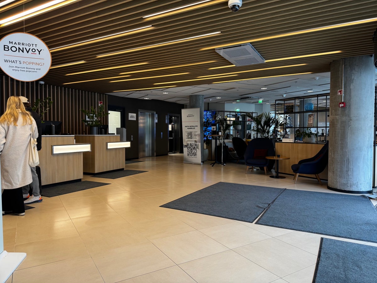 Courtyard by Marriott Tampere City Hotel lobby